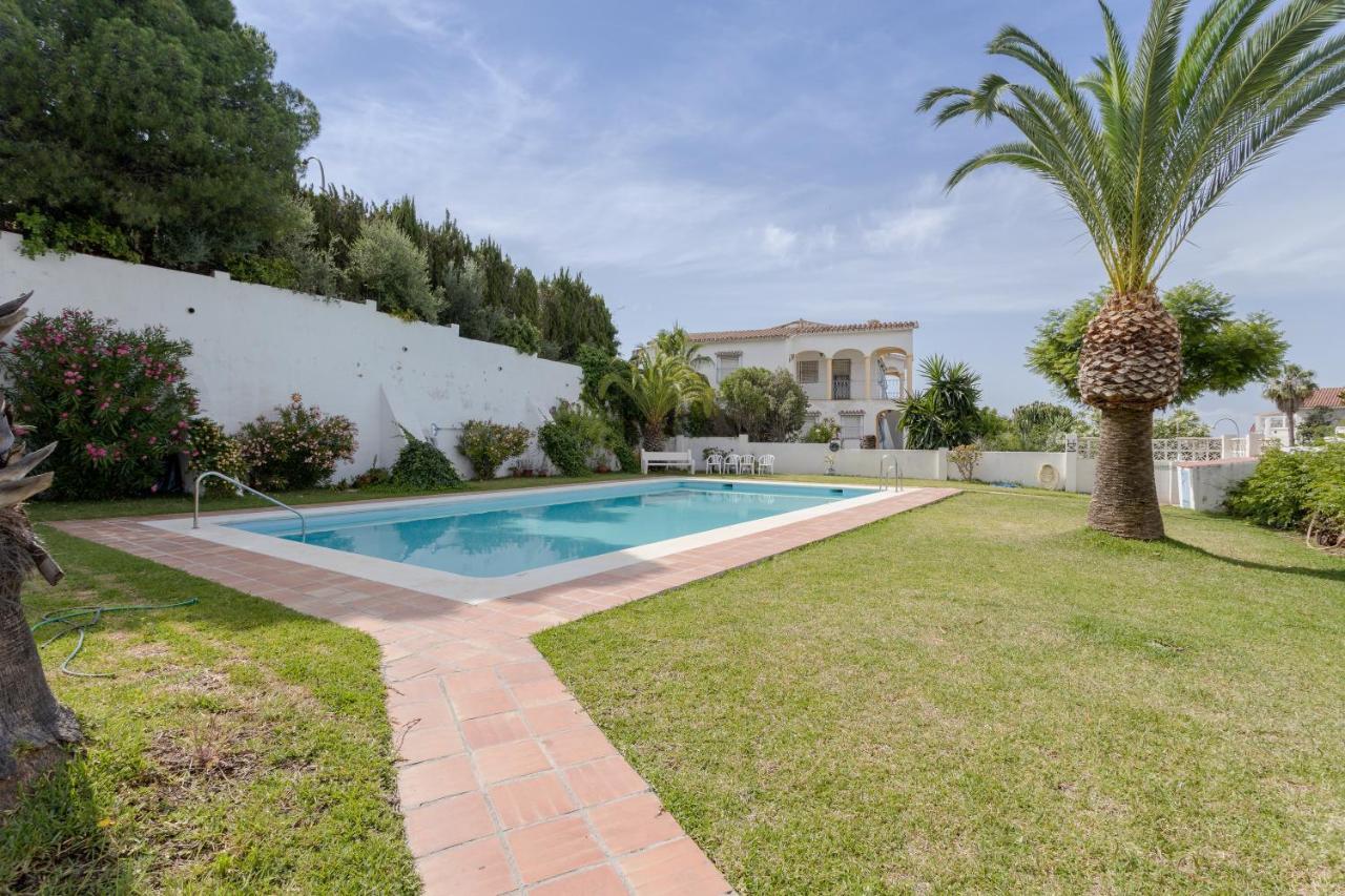 Mi Casa Villa Caleta De Velez Exterior photo